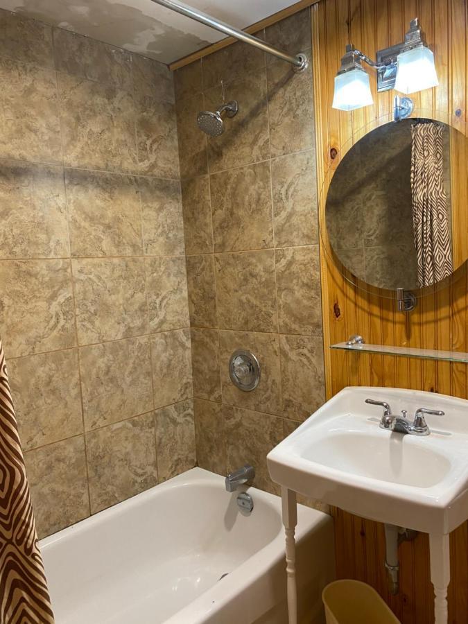 סאינט ג'ון Hillcrest Motel מראה חיצוני תמונה