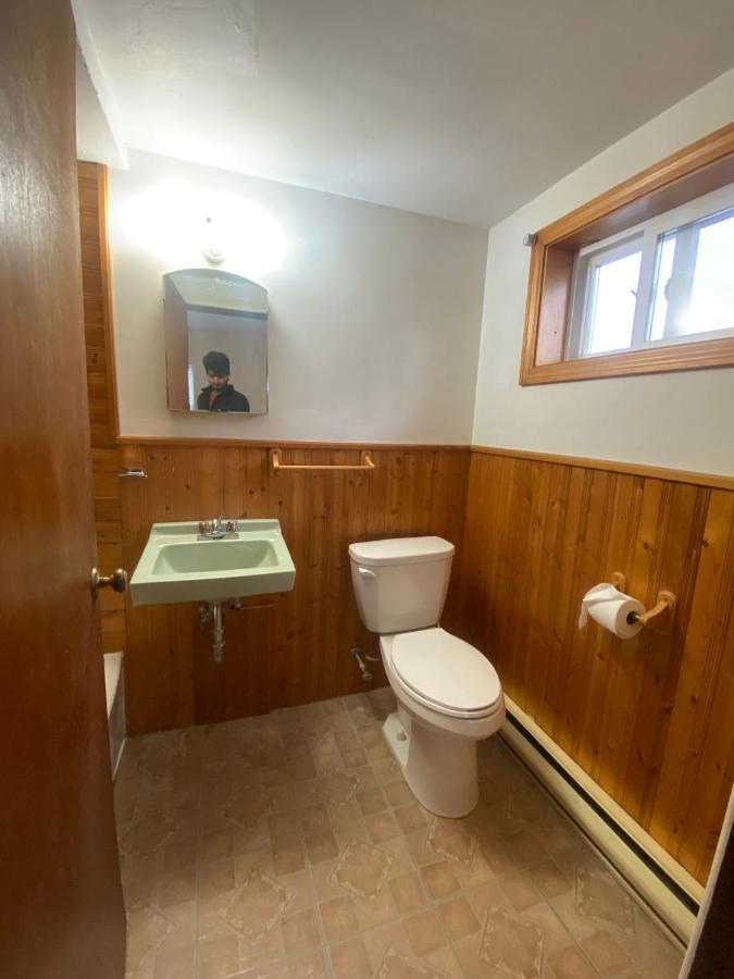 סאינט ג'ון Hillcrest Motel מראה חיצוני תמונה